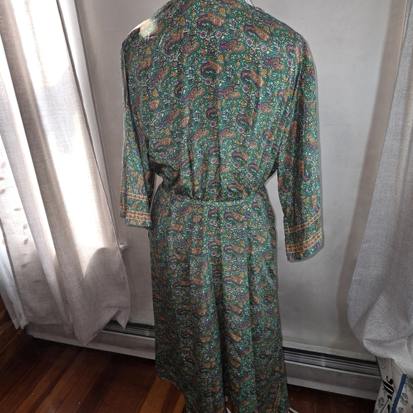 MEXICALI BLUES Elegant Green Paisley Kimono Robe - Picture 4 of 6